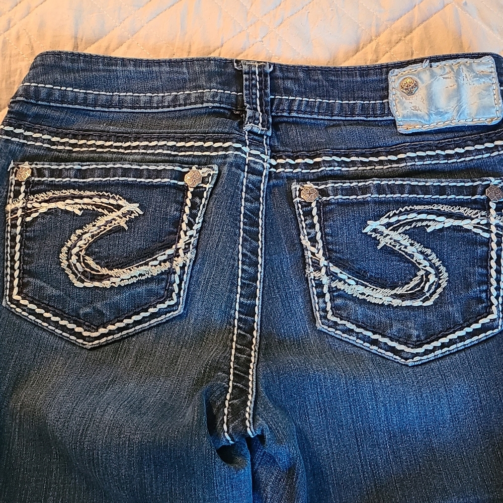 Jeans - Picture 2 of 4